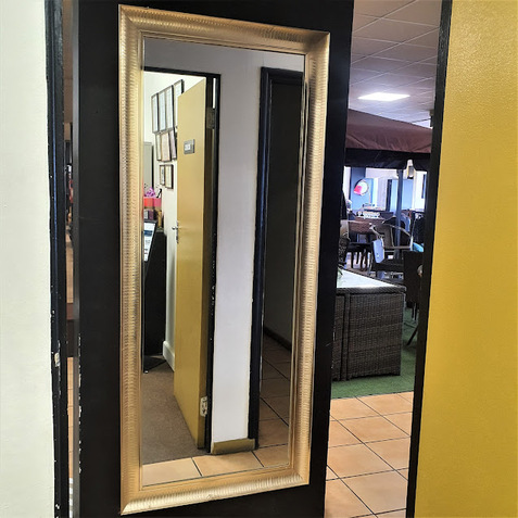 Pictures & Mirrors — Royal Furnishers