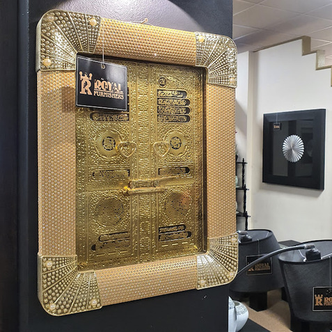 Pictures & Mirrors — Royal Furnishers