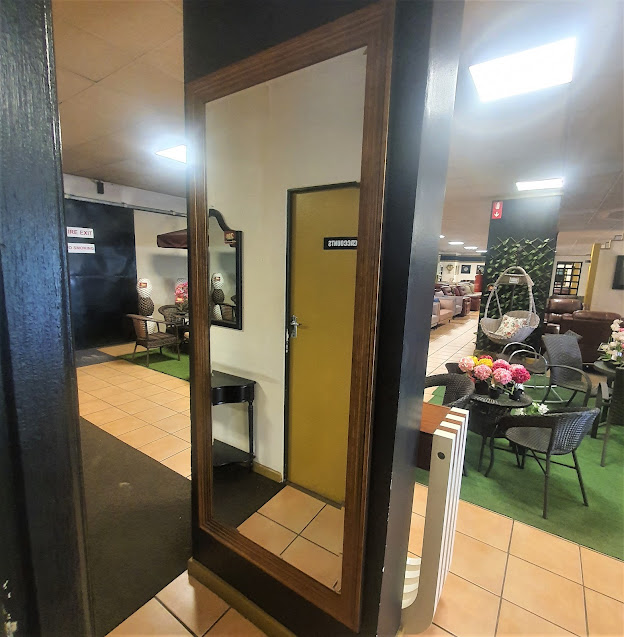 Pictures & Mirrors — Royal Furnishers