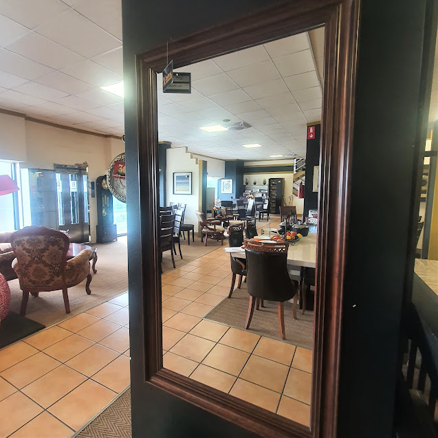 Pictures & Mirrors — Royal Furnishers
